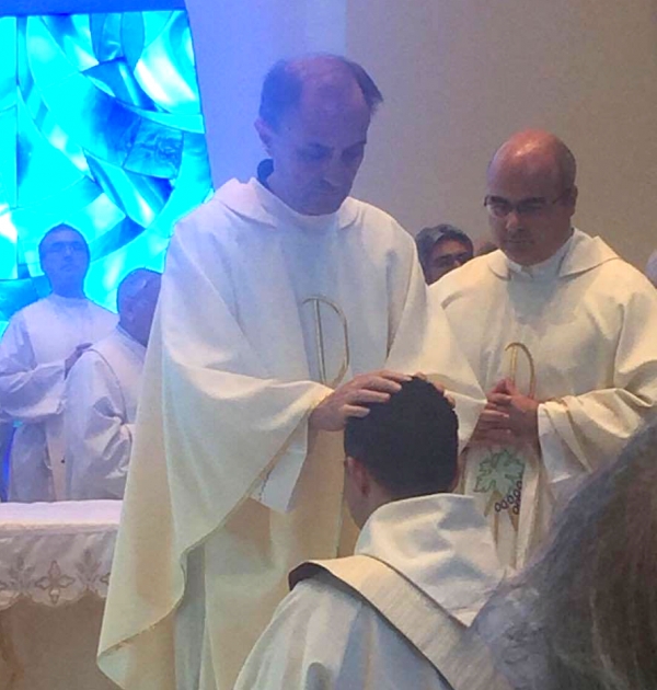 Don Aldo Angelucci &egrave; sacerdote!